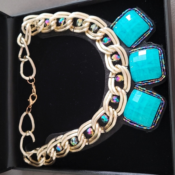 Bundle (2) - Picture 2 of 3